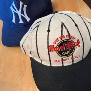 SET two hats Hard Rock Cafe Striped / Yankees ballcap